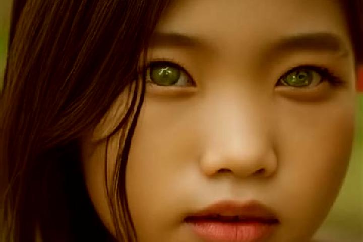 Ella, 32, a dark blonde green-eyed asian companion based in Craciunel. Offering Dinner Date, CIM, Domination. Available for incall and outcall, day and eveni...