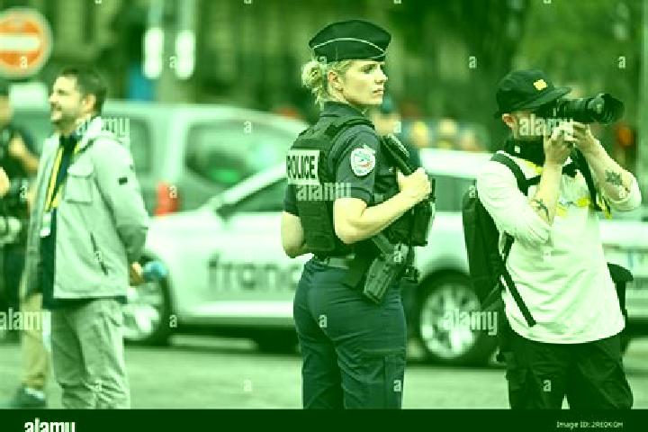 Ella, 32 — Escort in Illkirch-Graffenstaden, France