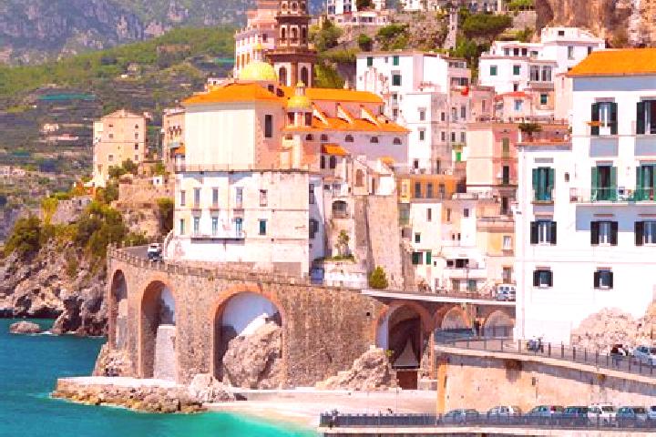 Ella, 32 — Escort in Laterza, Italy