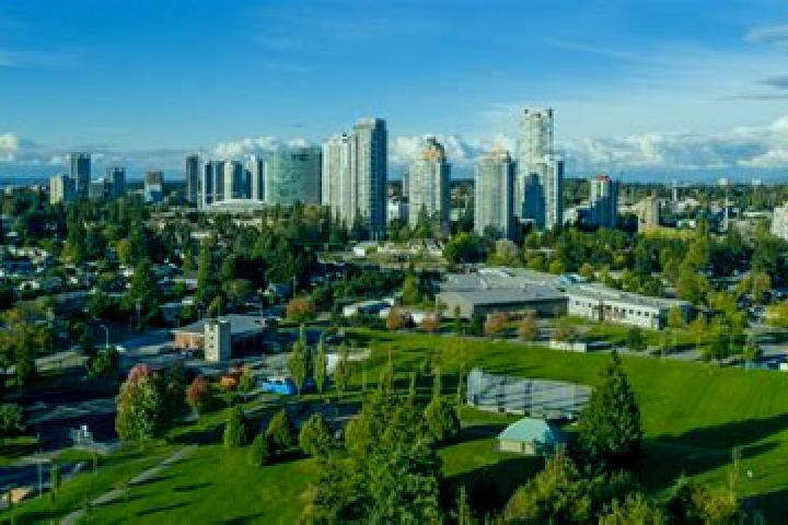 Ella, 32 — Escort in Surrey City Centre, Canada