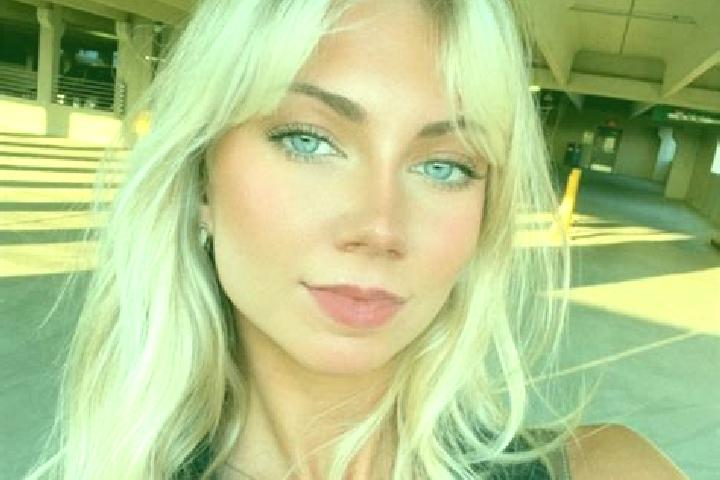 Ella, 32 — Escort in Weldon, United States
