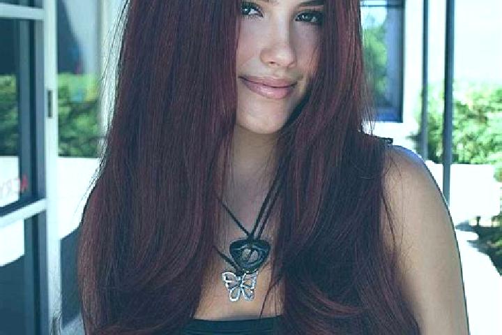 Ella, 33, a auburn dark-eyed middle eastern companion based in Taycheedah. Offering Striptease, GFE, Erotic Massage, Girlfriend Experience. Available for inc...
