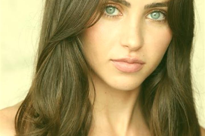 Ella, 33, a brunette blue-eyed indian companion based in Plyushchivka. Offering Domination, 69, Prostate Massage. Available for incall and outcall, day and e...