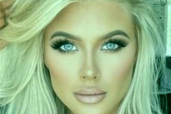 Ella, 33, a platinum blonde dark-eyed mediterranean companion based in Boren. Offering Massage, Tantra, Girlfriend Experience, Striptease. Available for inca...