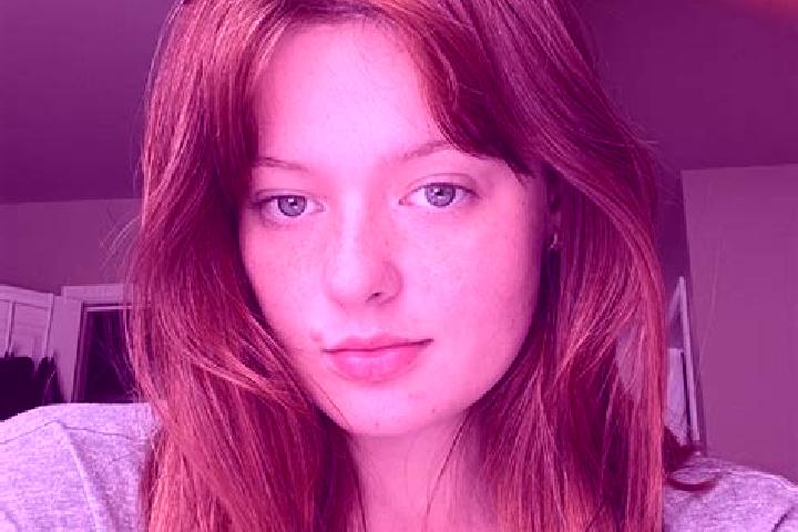 Ella, 33, a red brown-eyed asian companion based in Availles-sur-Seiche. Offering Overnight, GFE, Duos, CIM. Available for incall and outcall, day and evenin...