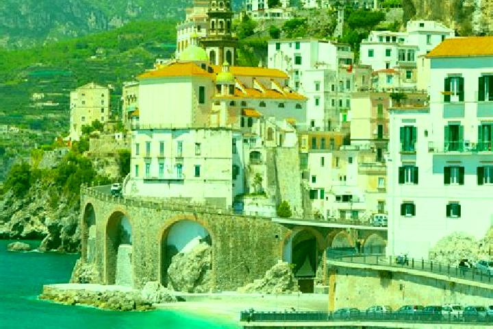 Ella, 33 — Escort in Baiso, Italy