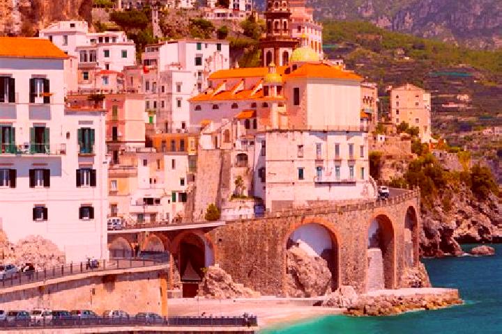 Ella, 33 — Escort in Belsito, Italy