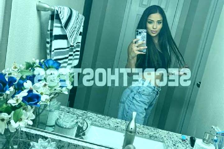 Ella, 33 — Escort in Pittsburg, United States