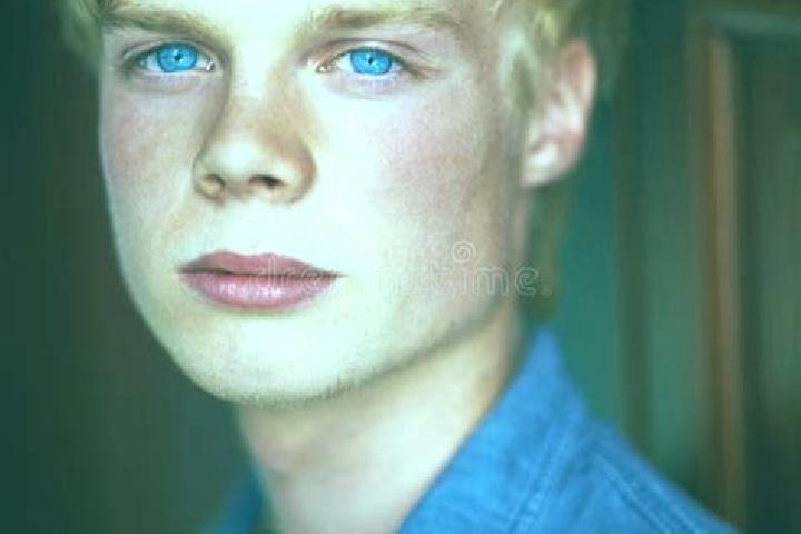 Ella, 34, a blonde blue-eyed caucasian companion based in Allevard. Offering A-Level, Deep French Kissing, 69, Domination. Available for incall and outcall, ...