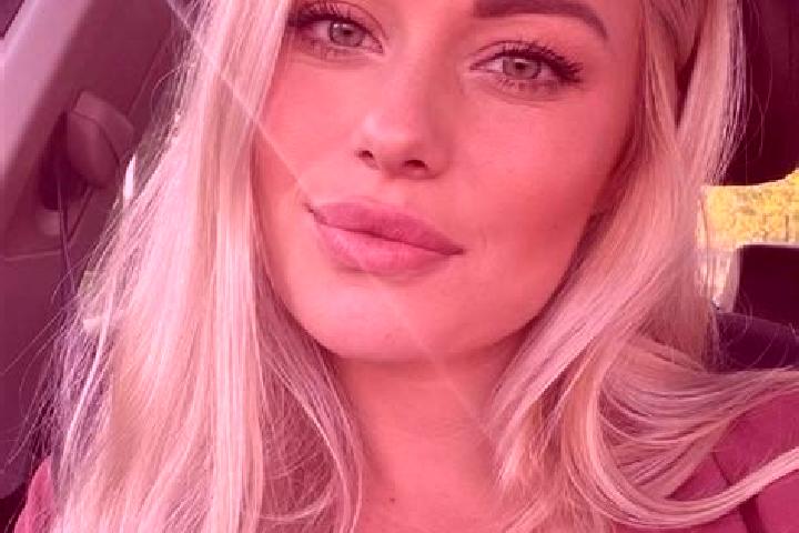 Ella, 34, a blonde hazel-eyed caribbean companion based in Nerac. Offering 69, Tantra, Overnight, Domination. Available for incall and outcall, day and eveni...