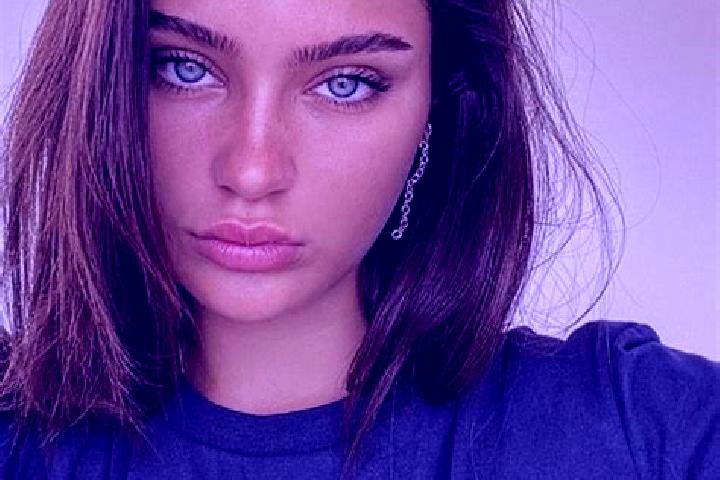 Ella, 34, a brunette blue-eyed mediterranean companion based in Zengdian. Offering Striptease, CIM, Tantra. Available for incall and outcall, day and evening...