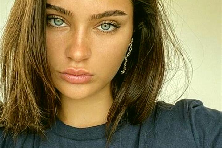 Ella, 34, a brunette brown-eyed mixed companion based in Guemps. Offering A-Level, Tantra, Dinner Date, Striptease. Available for incall and outcall, day and...