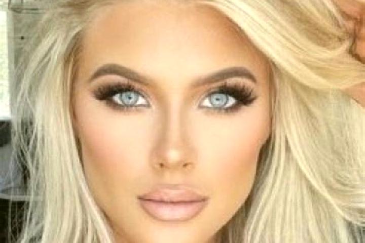 Ella, 34, a platinum blonde grey-eyed ebony companion based in Bar Lar Upper. Offering BDSM, Duos, Overnight, Fetish. Available for incall and outcall, overn...