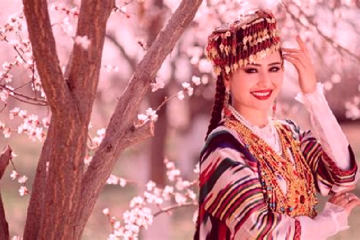 Ella, 34 — Escort in Hazorasp, Uzbekistan
