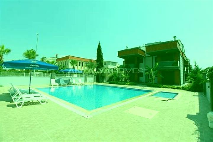 Ella, 34 — Escort in Kadriye, Turkey