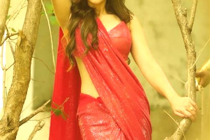 Ella, 34 — Escort in Konte, Indonesia