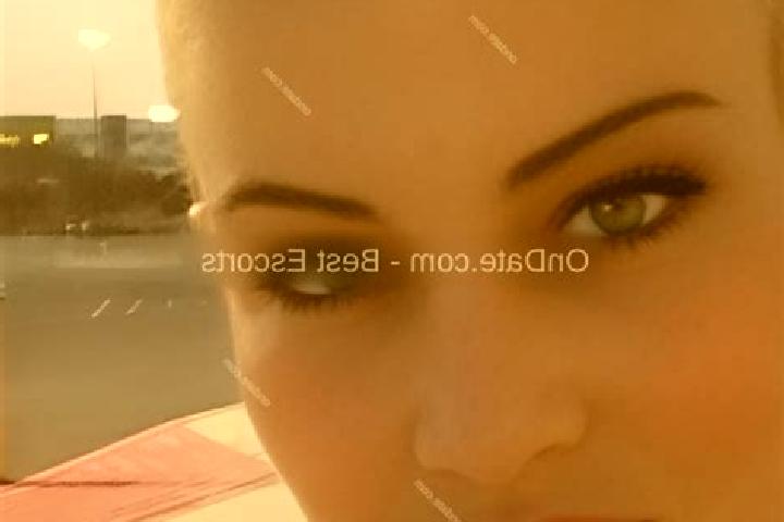 Ella, 34 — Escort in Leicesti, Romania