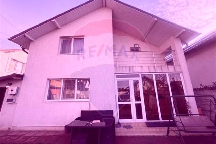 Ella, 34 — Escort in Simnicu de Jos, Romania