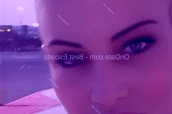 Ella, 34 — Escort in Wellsville, United States