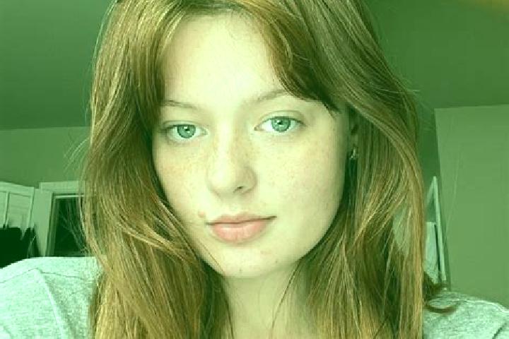 Ella, 35, a auburn amber-eyed mediterranean companion based in Waterflow. Offering Domination, BDSM, Striptease, Massage. Available for incall and outcall, d...