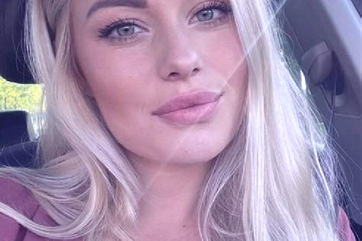 Ella, 35, a blonde hazel-eyed middle eastern companion based in Mavrommati. Offering Overnight, 69, Travel Companion, Domination. Available for incall and ou...