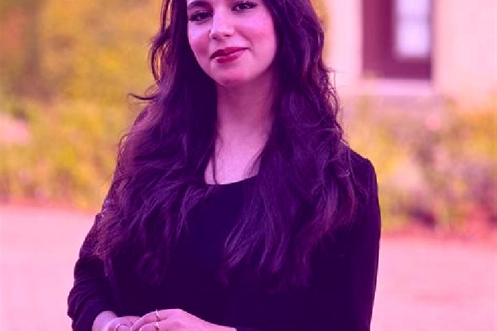 Ella, 35 — Escort in Al Qunaytirah, Syria