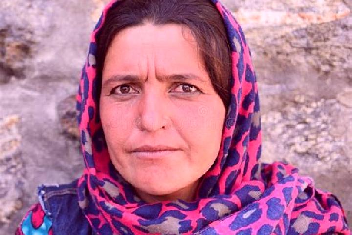Ella, 35 — Escort in Dowlatyar, Afghanistan