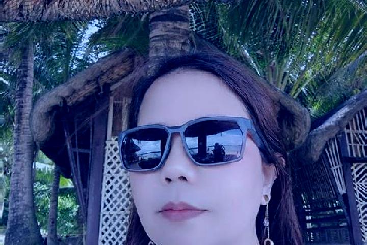 Ella, 35 — Escort in Tubo, Philippines