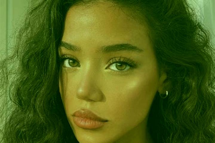 Ella, 36, a black brown-eyed middle eastern companion based in Agnone. Offering Party Girl, Duos, Deep French Kissing, 69, GFE. Available for incall and outc...