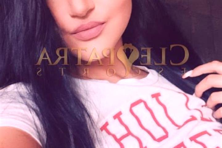 Ella, 36, a black brown-eyed slavic companion based in Lucena del Puerto. Offering Striptease, Overnight, Dinner Date, Tantra, Prostate Massage. Available fo...
