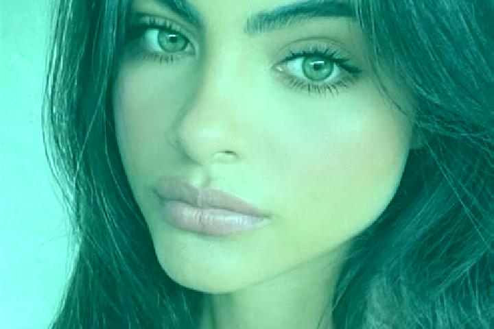 Ella, 36, a chestnut dark-eyed middle eastern companion based in Kovali. Offering Tantra, GFE, Massage. Available for incall and outcall, overnight bookings ...