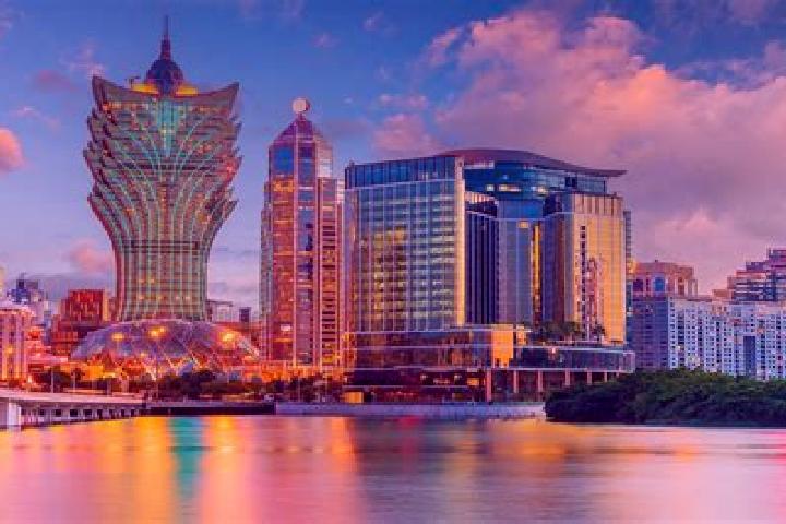Ella, 36 — Escort in Badai, China