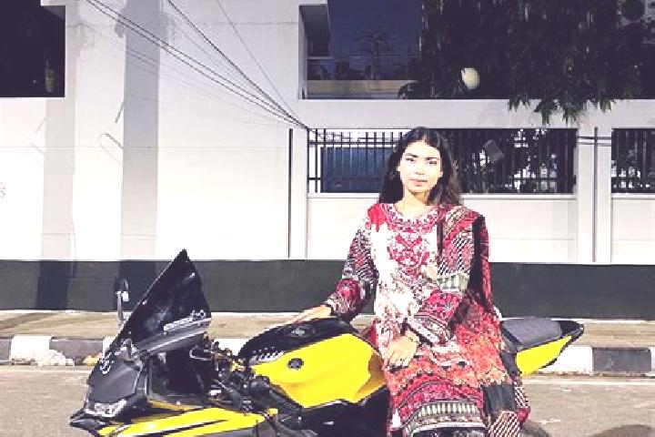 Ella, 36 — Escort in Lakhi, Pakistan