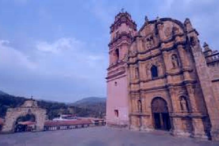 Ella, 36 — Escort in San Pedro Capula, Mexico