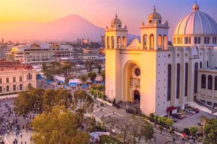 Ella, 36 — Escort in San Salvador, Peru