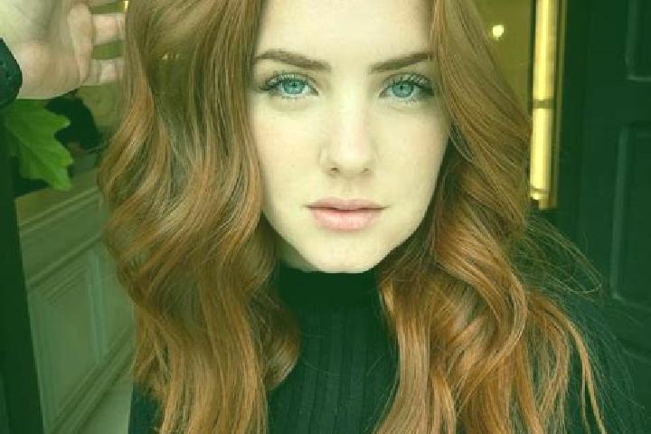 Ella, 37, a auburn blue-eyed middle eastern companion based in Baraka. Offering Girlfriend Experience, Erotic Massage, Striptease. Available for incall and o...