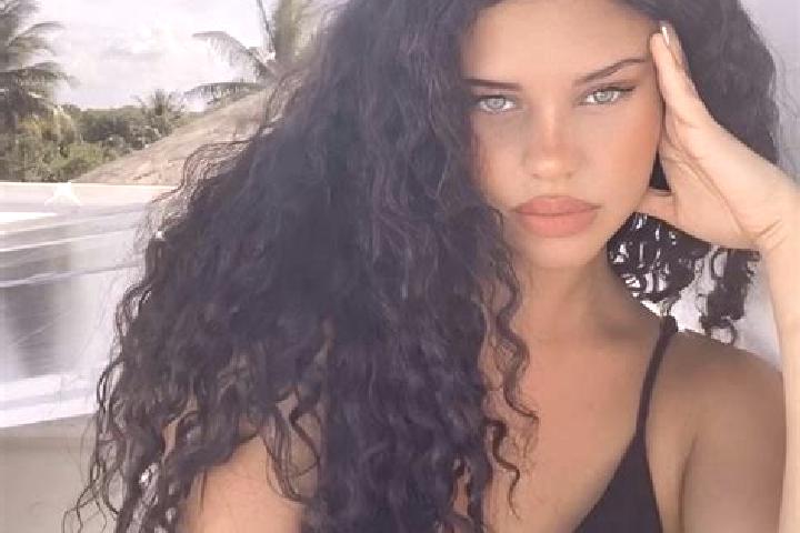 Ella, 37, a black grey-eyed latina companion based in Otangarei. Offering Dinner Date, Party Girl, Overnight, Domination, GFE. Available for incall and outca...