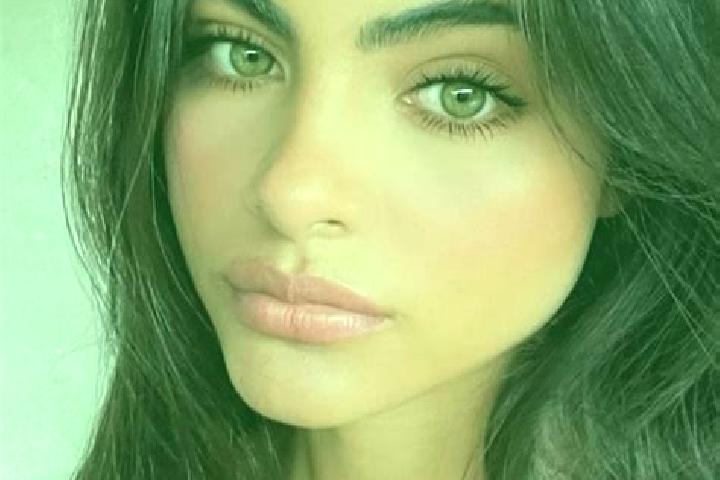Ella, 37, a brunette grey-eyed indian companion based in Liqi. Offering Striptease, Girlfriend Experience, Overnight, CIM. Available for incall and outcall, ...