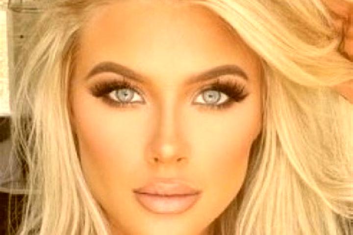 Ella, 37, a platinum blonde grey-eyed caucasian companion based in Wattenscheid. Offering Massage, 69, Erotic Massage. Available for incall and outcall, day ...