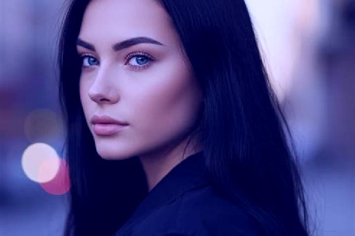 Ella, 37, a red blue-eyed latina companion based in Welling. Offering Domination, Girlfriend Experience, BDSM, Travel Companion, Deep French Kissing. Availab...