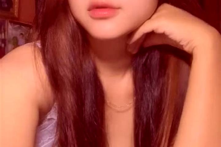 Ella, 37 — Escort in Ah Shey Ah Yoe Taung, Myanmar