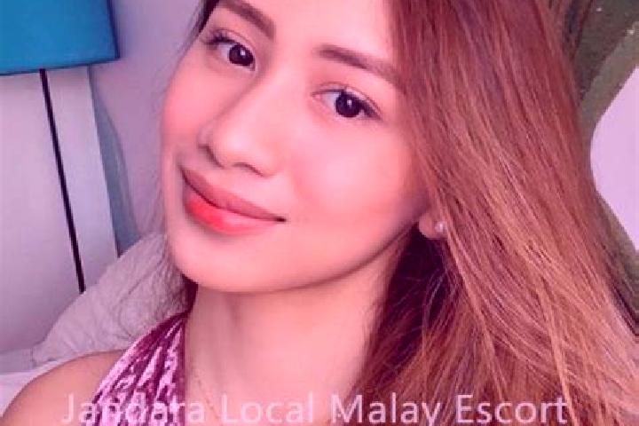 Ella, 37 — Escort in Bandar Sunway, Malaysia