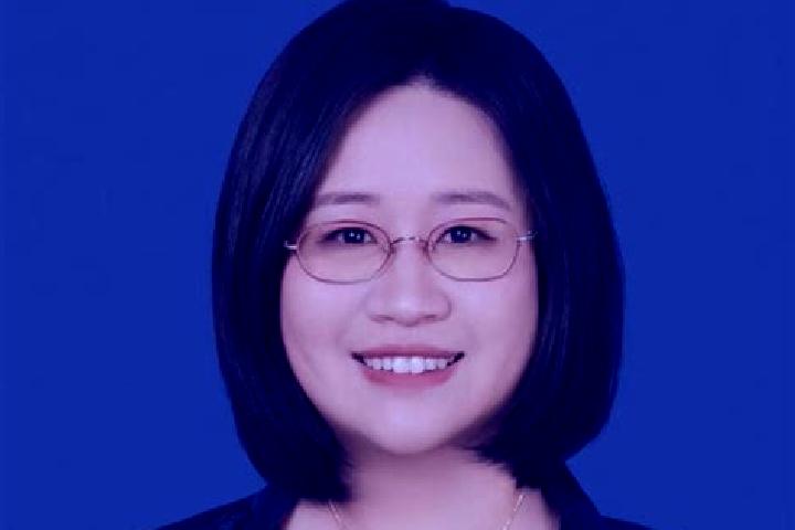 Ella, 37 — Escort in Huiyuan, China
