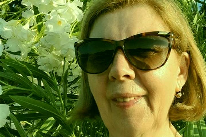 Ella, 37 — Escort in Valea lui Darie, Romania