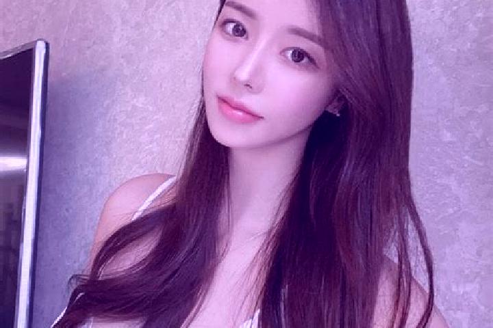 Ella, 37 — Escort in Wuguishan, China