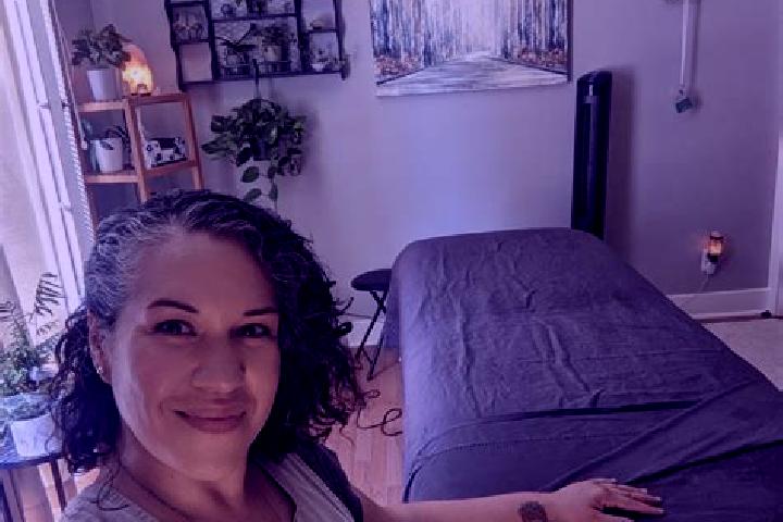 Ella, 38, a black brown-eyed middle eastern companion based in Selopuro. Offering Overnight, Fetish, Massage. Available for incall and outcall, day and eveni...