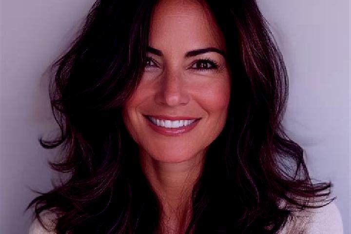 Ella, 38, a brunette dark-eyed middle eastern companion based in Losacio. Offering Dinner Date, Deep French Kissing, Duos. Available for incall and outcall, ...