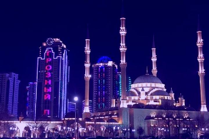 Ella, 38 — Escort in Katyr-Yurt, Russia