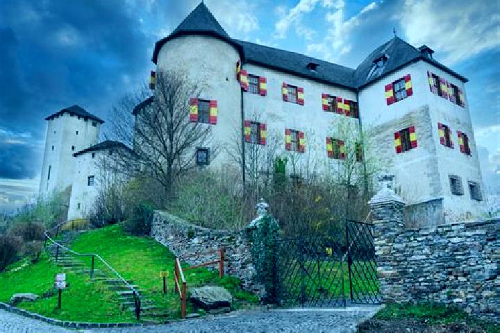 Ella, 38 — Escort in Lockenhaus, Austria
