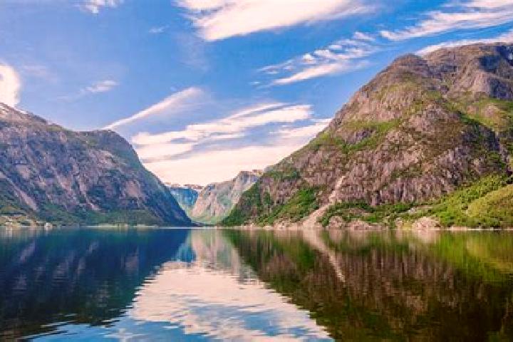 Ella, 38 — Escort in Sundvollen, Norway